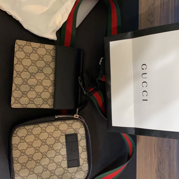 Gucci GG Supreme Belt Bag - Picture 8 of 10